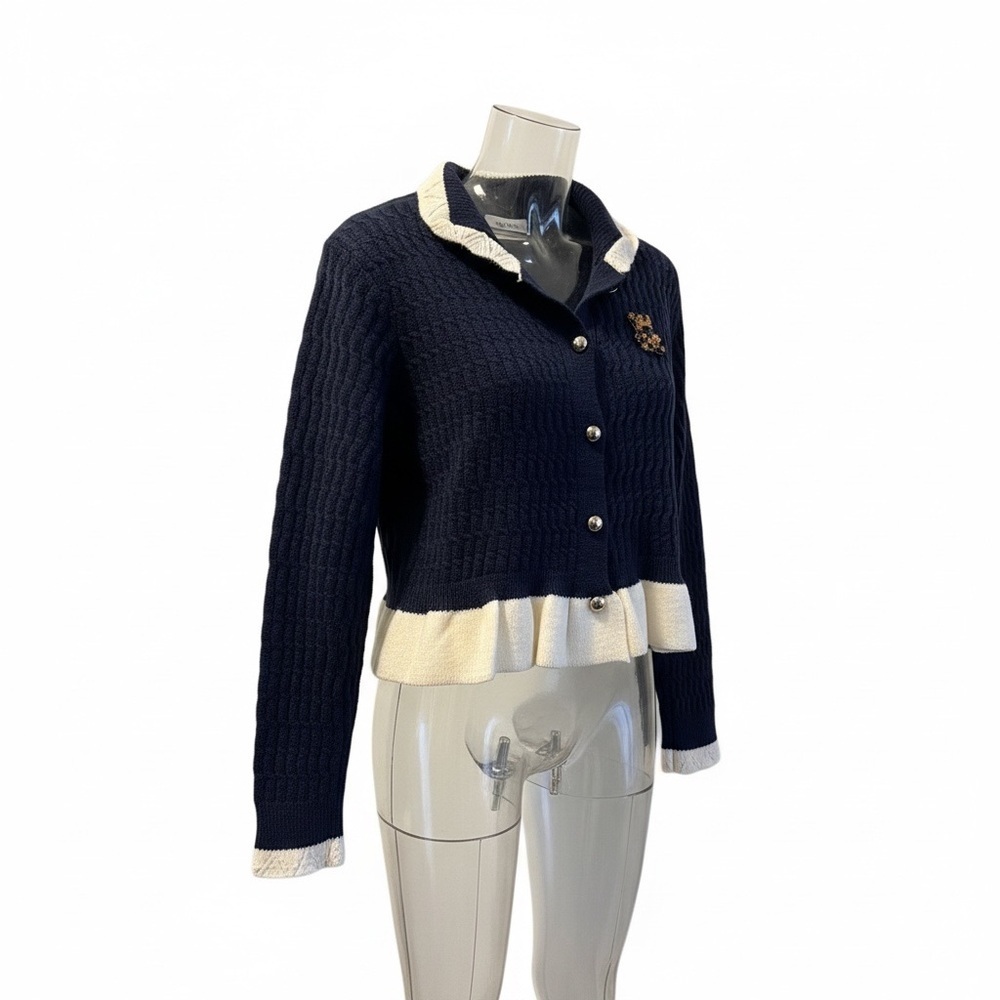Navy and Cream Women's Sweater - Picture 2 of 6